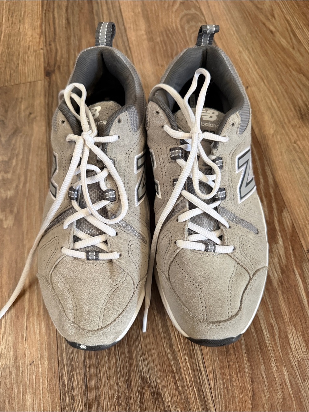New Balance Men's Light Gray Suede Sneakers with White Laces